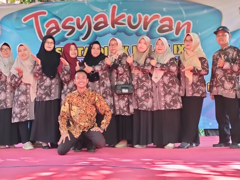 TASYAKURAN KELULUSAN KELAS 9 SMP NEGERI 1 MANGARAN